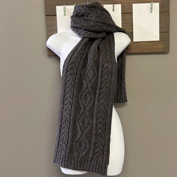 Dark Gray Cable knit Winter Acrylic Scarf- Unisex - Picture 4 of 9